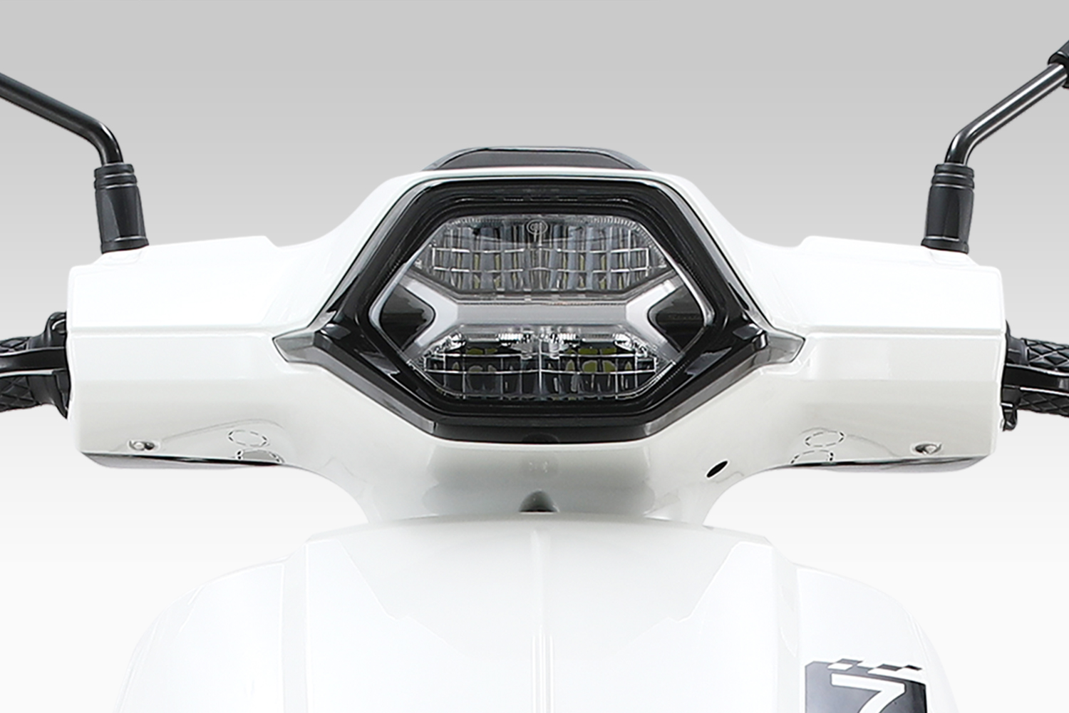 Product materials - VICTORIA MOTORRAD