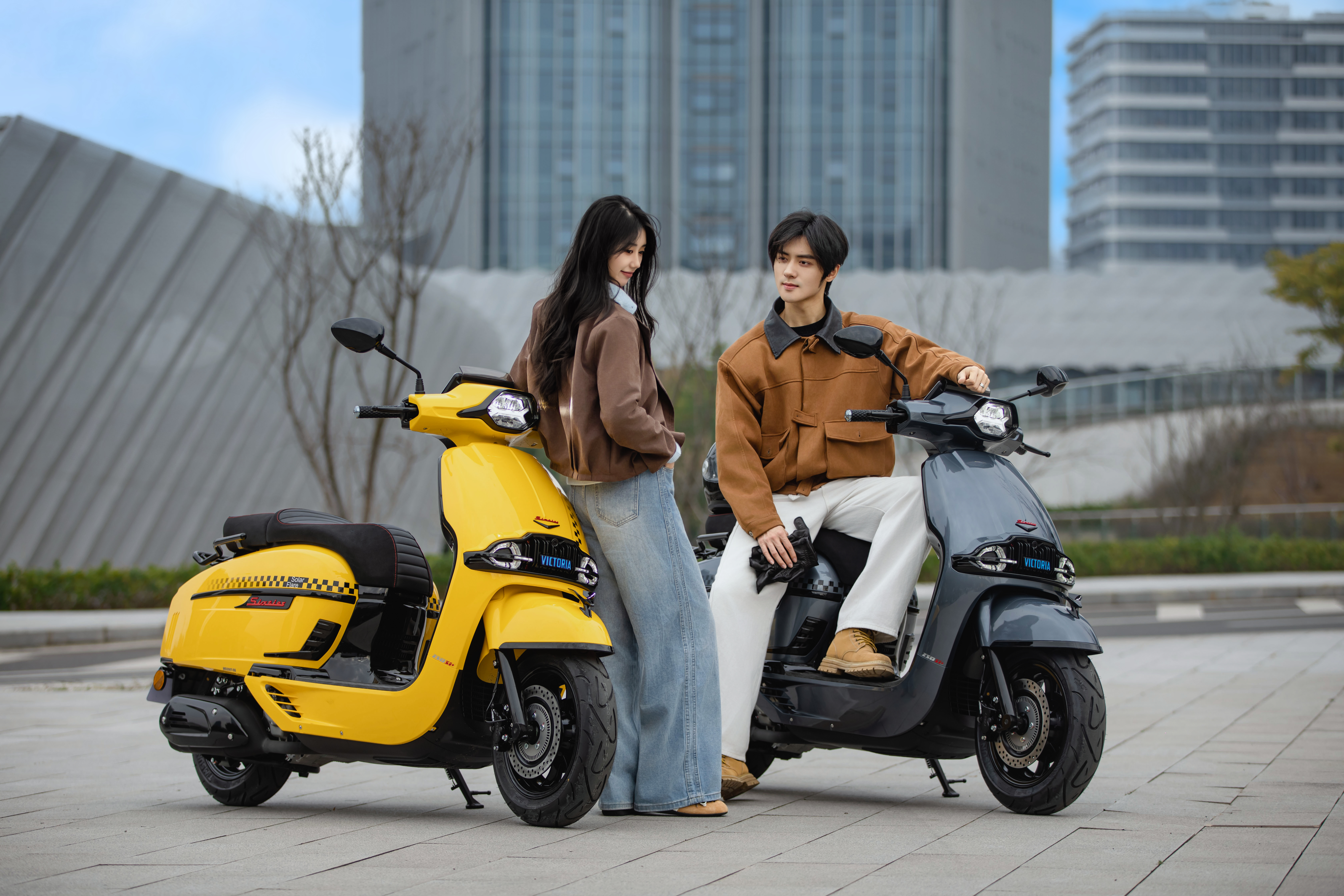 Video - VICTORIA MOTORRAD_全新Sixties 250Si+